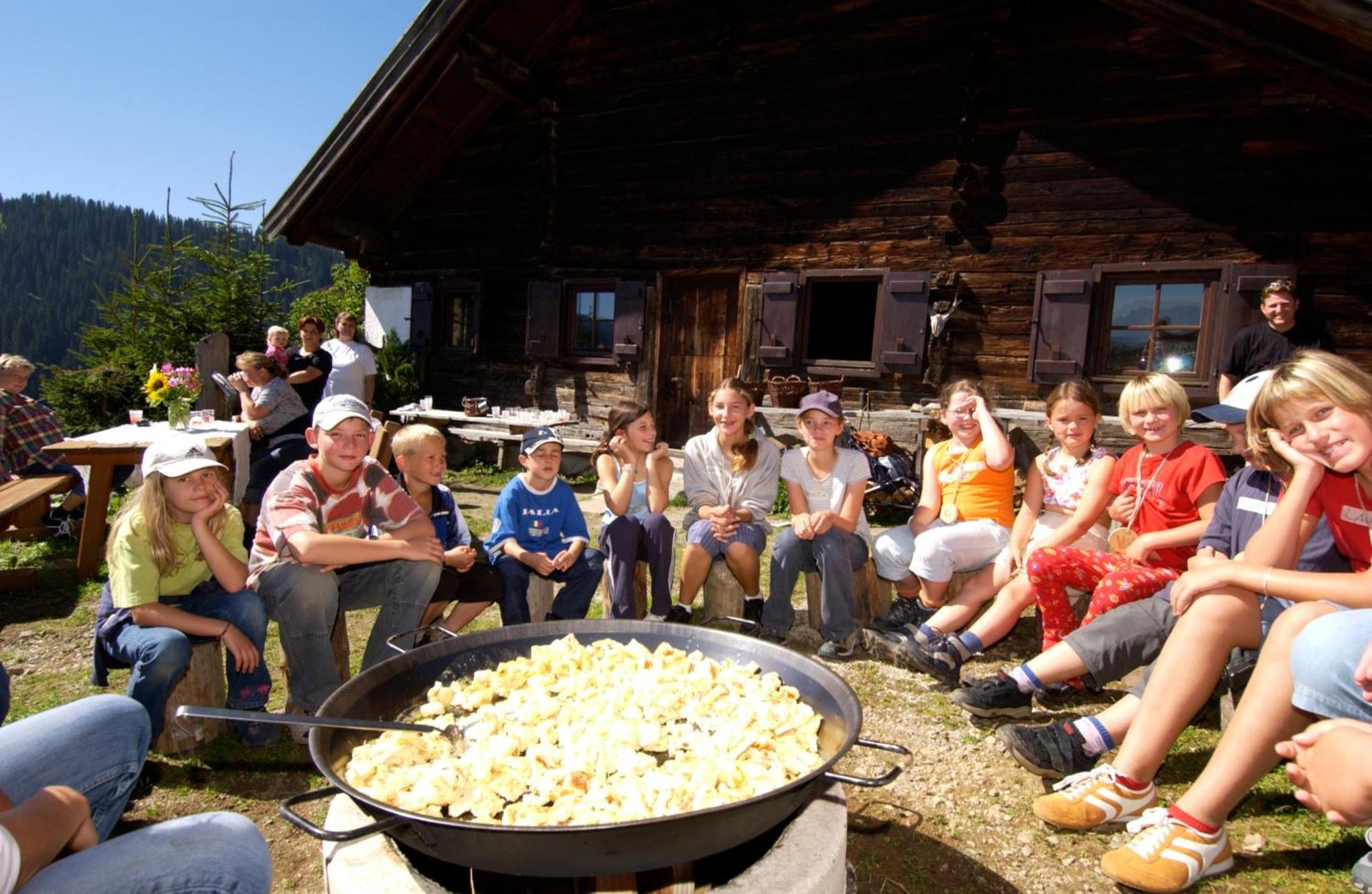 Thomanhof Chalet-Appartement Saalfelden Zewnętrze zdjęcie